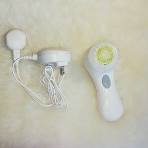 Mia 1 clarisonic